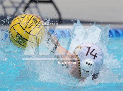 Thumbnail 3 in Point Loma vs. Rancho Bernardo (18th Annual Draz Memorial Classic) photogallery.