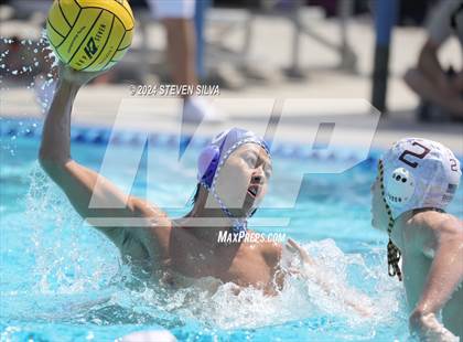 Thumbnail 2 in Point Loma vs. Rancho Bernardo (18th Annual Draz Memorial Classic) photogallery.