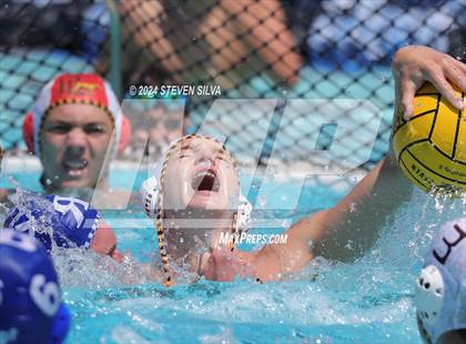 Thumbnail 2 in Point Loma vs. Rancho Bernardo (18th Annual Draz Memorial Classic) photogallery.