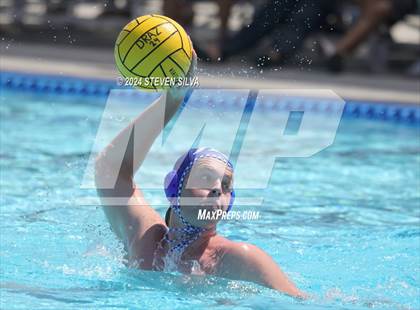 Thumbnail 2 in Point Loma vs. Rancho Bernardo (18th Annual Draz Memorial Classic) photogallery.