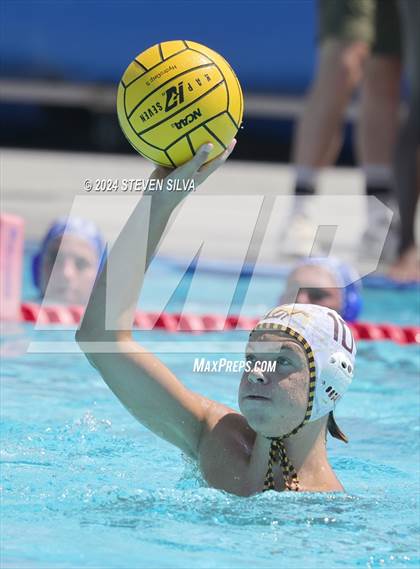 Thumbnail 3 in Point Loma vs. Rancho Bernardo (18th Annual Draz Memorial Classic) photogallery.