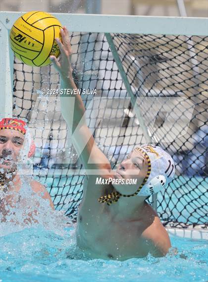 Thumbnail 3 in Point Loma vs. Rancho Bernardo (18th Annual Draz Memorial Classic) photogallery.