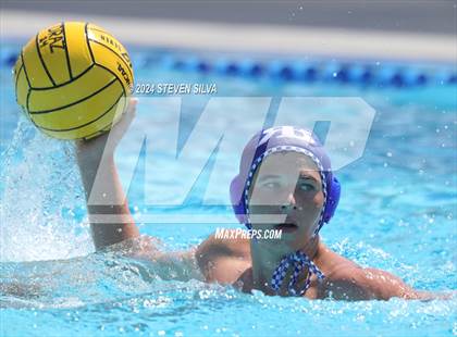 Thumbnail 2 in Point Loma vs. Rancho Bernardo (18th Annual Draz Memorial Classic) photogallery.