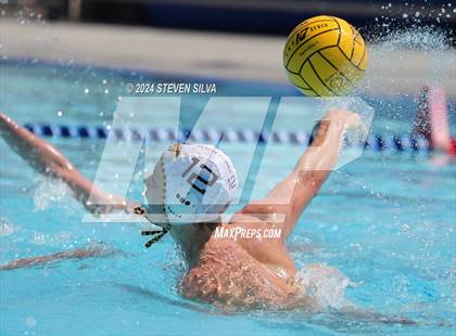 Thumbnail 2 in Point Loma vs. Rancho Bernardo (18th Annual Draz Memorial Classic) photogallery.