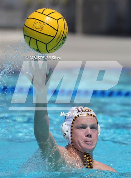 Thumbnail 1 in Point Loma vs. Rancho Bernardo (18th Annual Draz Memorial Classic) photogallery.