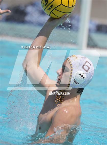 Thumbnail 2 in Point Loma vs. Rancho Bernardo (18th Annual Draz Memorial Classic) photogallery.