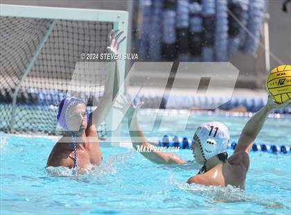 Thumbnail 3 in Point Loma vs. Rancho Bernardo (18th Annual Draz Memorial Classic) photogallery.