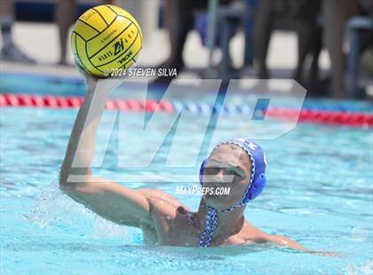 Thumbnail 1 in Point Loma vs. Rancho Bernardo (18th Annual Draz Memorial Classic) photogallery.