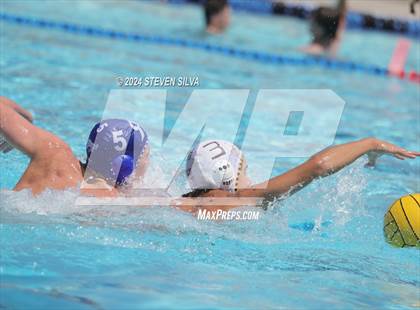 Thumbnail 2 in Point Loma vs. Rancho Bernardo (18th Annual Draz Memorial Classic) photogallery.