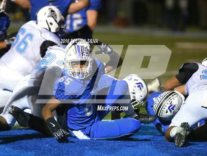 Thumbnail 3 in Arroyo vs. La Jolla Country Day (CIF SoCal Regional Division 5-A Final) photogallery.