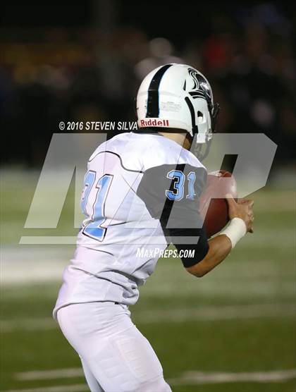 Thumbnail 2 in Arroyo vs. La Jolla Country Day (CIF SoCal Regional Division 5-A Final) photogallery.