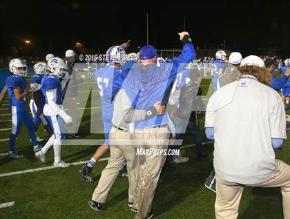 Thumbnail 2 in Arroyo vs. La Jolla Country Day (CIF SoCal Regional Division 5-A Final) photogallery.