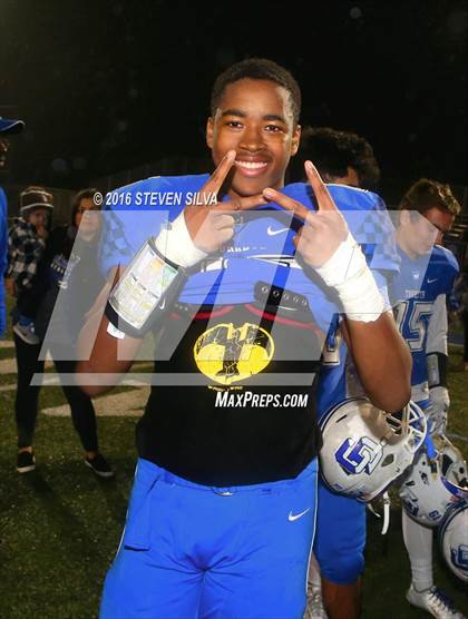 Thumbnail 2 in Arroyo vs. La Jolla Country Day (CIF SoCal Regional Division 5-A Final) photogallery.