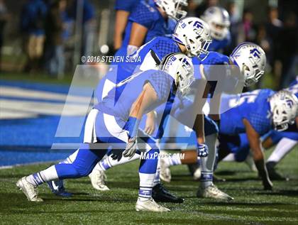 Thumbnail 3 in Arroyo vs. La Jolla Country Day (CIF SoCal Regional Division 5-A Final) photogallery.
