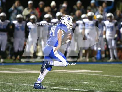 Thumbnail 1 in Arroyo vs. La Jolla Country Day (CIF SoCal Regional Division 5-A Final) photogallery.