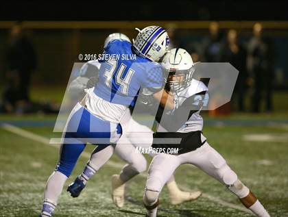 Thumbnail 3 in Arroyo vs. La Jolla Country Day (CIF SoCal Regional Division 5-A Final) photogallery.