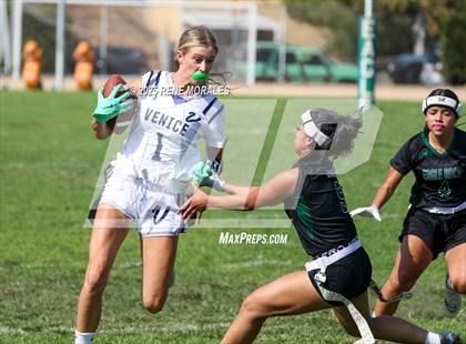 Thumbnail 3 in Venice vs Eagle Rock photogallery.