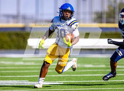 Thumbnail 2 in JV: Serrano @ Los Osos photogallery.