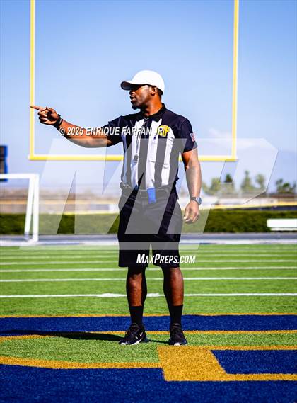 Thumbnail 3 in JV: Serrano @ Los Osos photogallery.