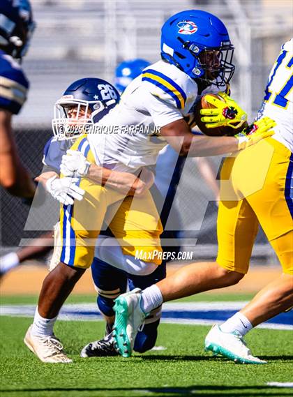 Thumbnail 3 in JV: Serrano @ Los Osos photogallery.