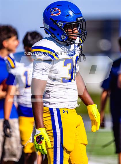 Thumbnail 1 in JV: Serrano @ Los Osos photogallery.