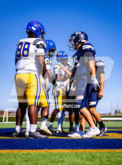 Thumbnail 1 in JV: Serrano @ Los Osos photogallery.
