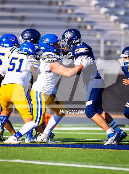Thumbnail 1 in JV: Serrano @ Los Osos photogallery.