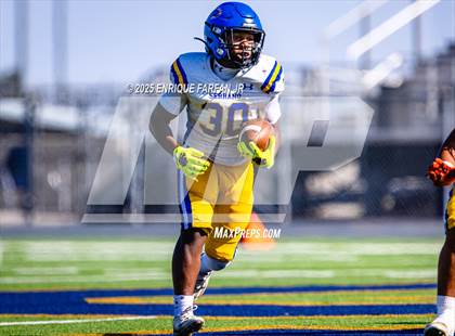 Thumbnail 3 in JV: Serrano @ Los Osos photogallery.