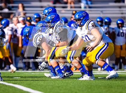 Thumbnail 3 in JV: Serrano @ Los Osos photogallery.