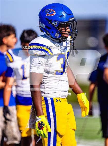 Thumbnail 2 in JV: Serrano @ Los Osos photogallery.