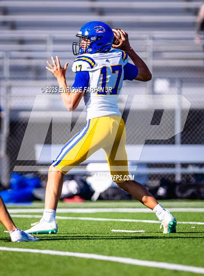 Thumbnail 1 in JV: Serrano @ Los Osos photogallery.