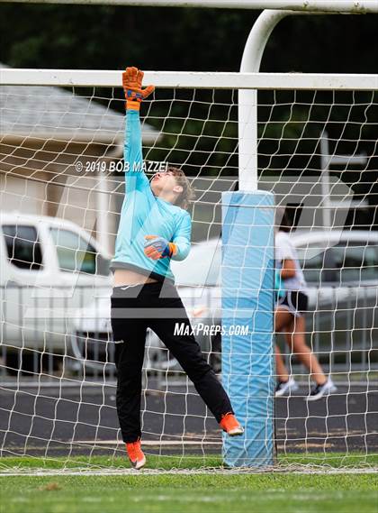 Thumbnail 2 in Burrell vs. Armstrong photogallery.