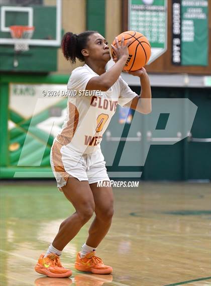 Thumbnail 2 in Centennial vs. Clovis West (St. Mary's MLK Showcase) photogallery.