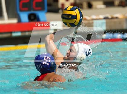 Thumbnail 2 in Carlmont vs St. Ignatius College Preparatory (Amanda MacDonald Tournament) photogallery.