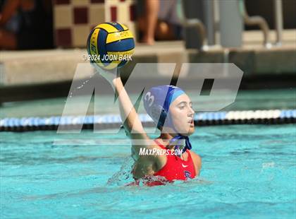 Thumbnail 2 in Carlmont vs St. Ignatius College Preparatory (Amanda MacDonald Tournament) photogallery.