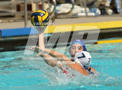 Thumbnail 1 in Carlmont vs St. Ignatius College Preparatory (Amanda MacDonald Tournament) photogallery.