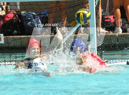 Thumbnail 3 in Carlmont vs St. Ignatius College Preparatory (Amanda MacDonald Tournament) photogallery.