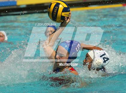 Thumbnail 2 in Carlmont vs St. Ignatius College Preparatory (Amanda MacDonald Tournament) photogallery.