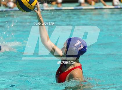 Thumbnail 3 in Carlmont vs St. Ignatius College Preparatory (Amanda MacDonald Tournament) photogallery.