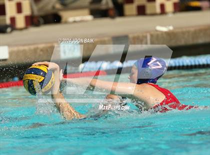 Thumbnail 3 in Carlmont vs St. Ignatius College Preparatory (Amanda MacDonald Tournament) photogallery.