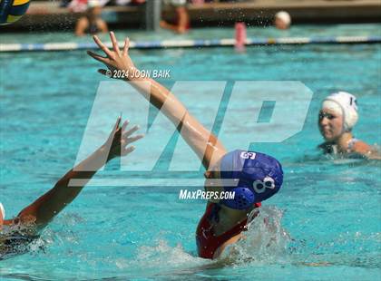 Thumbnail 2 in Carlmont vs St. Ignatius College Preparatory (Amanda MacDonald Tournament) photogallery.