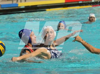Thumbnail 2 in Carlmont vs St. Ignatius College Preparatory (Amanda MacDonald Tournament) photogallery.