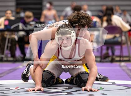 Thumbnail 2 in Brownsburg vs. Evansville Mater Dei (IHSWCA 4A Semifinal) photogallery.