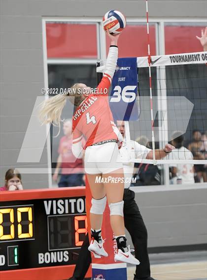 Thumbnail 1 in Imperial vs. Vista (Nike TOC Southwest) photogallery.