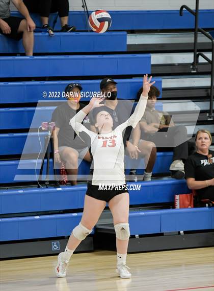 Thumbnail 3 in Imperial vs. Vista (Nike TOC Southwest) photogallery.