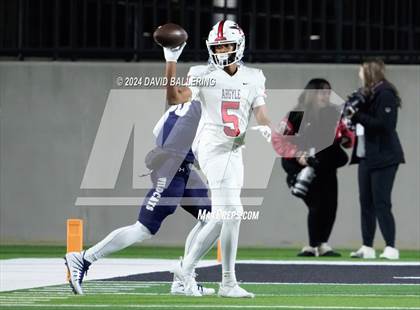 Thumbnail 2 in Argyle vs Walnut Grove (UIL Football 5A Division II Regional Semifinal) photogallery.