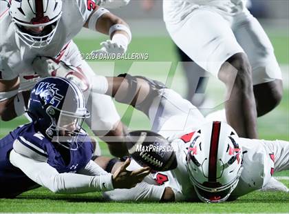 Thumbnail 1 in Argyle vs Walnut Grove (UIL Football 5A Division II Regional Semifinal) photogallery.