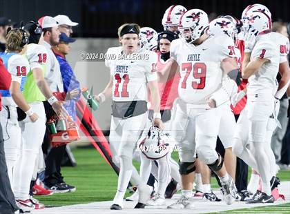 Thumbnail 1 in Argyle vs Walnut Grove (UIL Football 5A Division II Regional Semifinal) photogallery.
