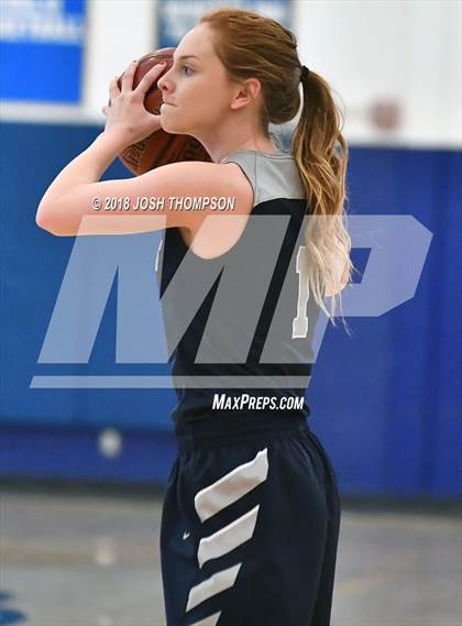 Thumbnail 2 in Roosevelt vs. Chino Hills photogallery.