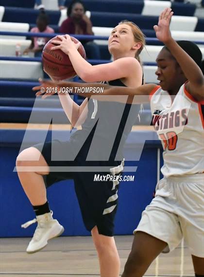 Thumbnail 1 in Roosevelt vs. Chino Hills photogallery.